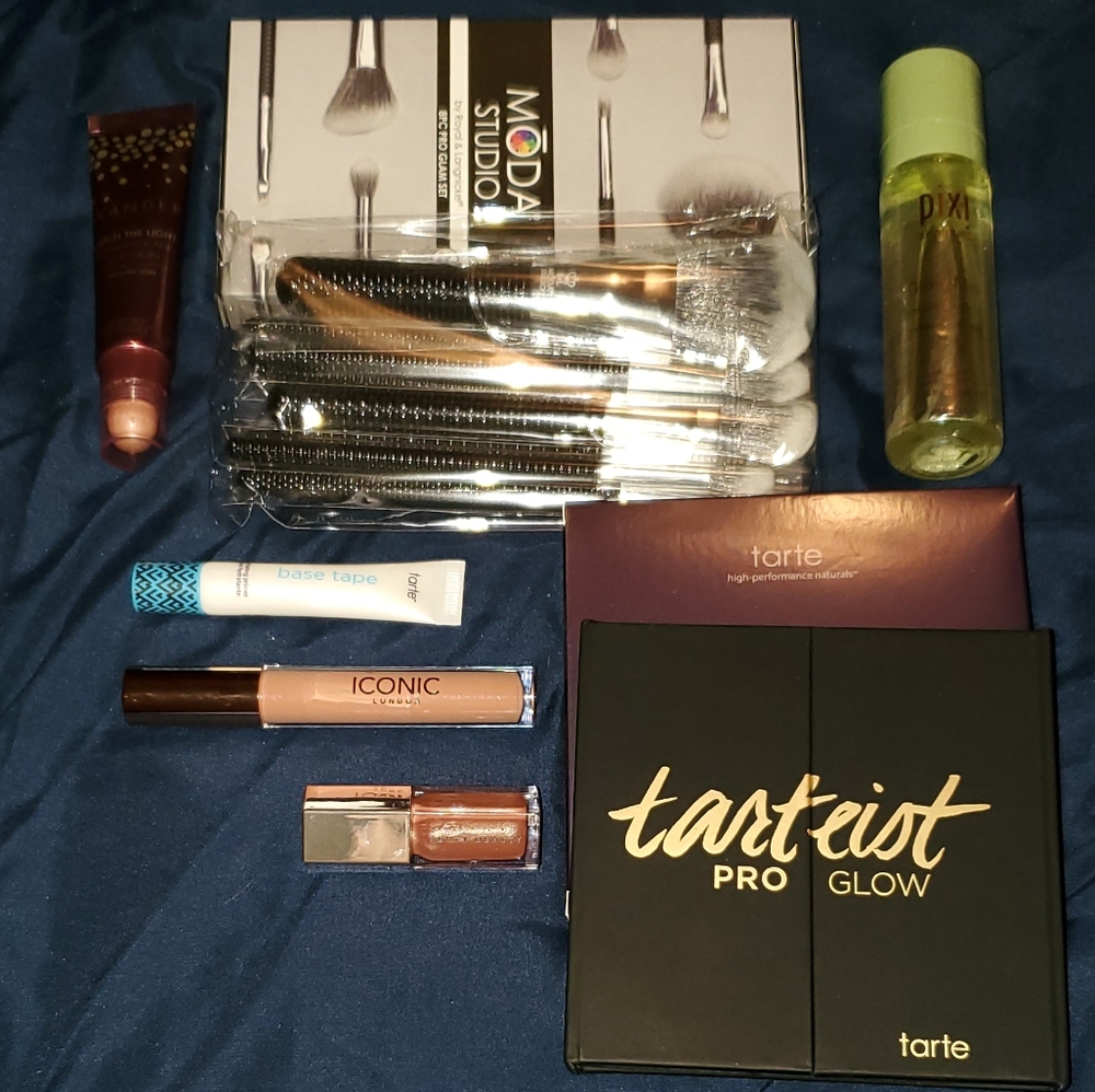 High end Makeup Bundle